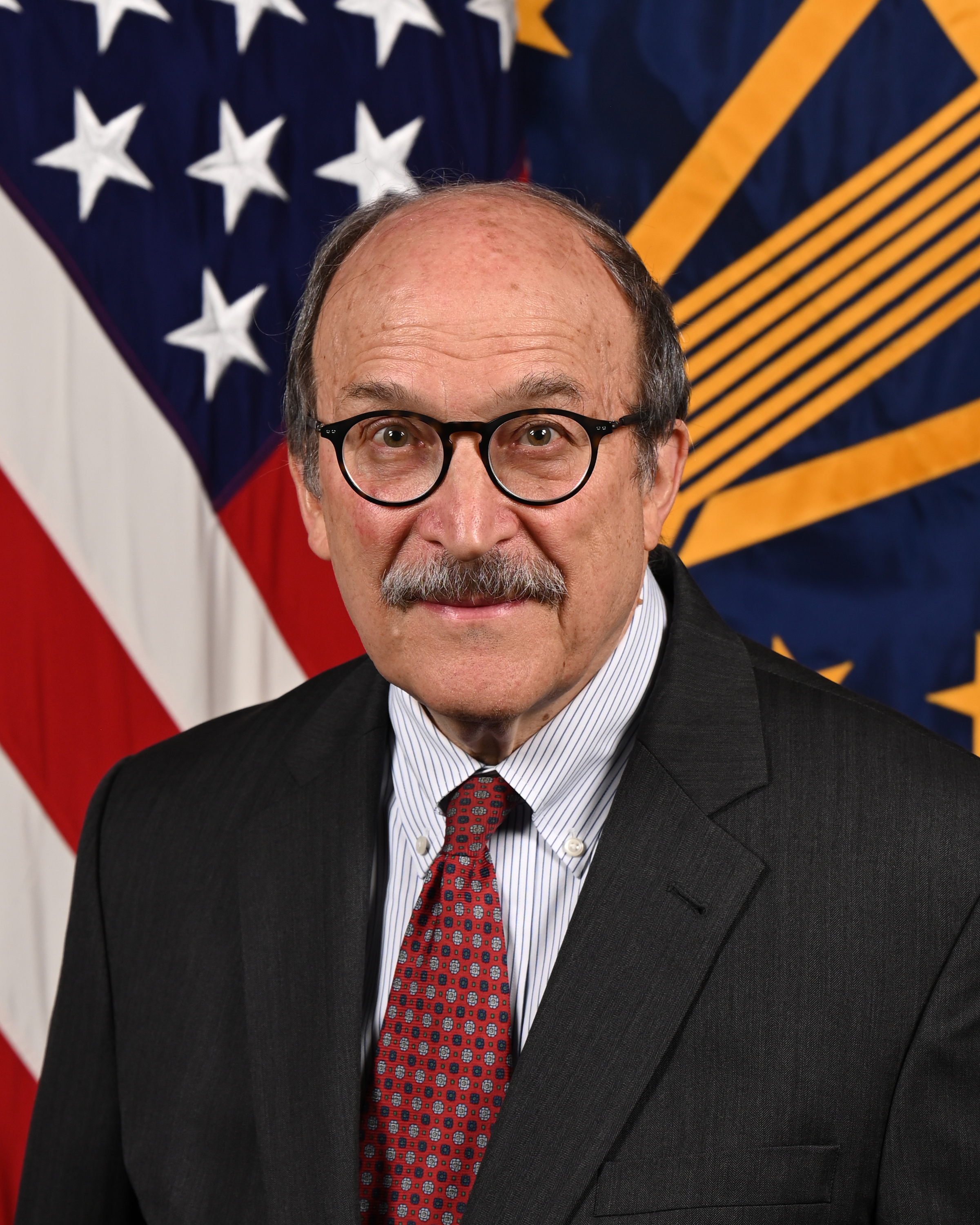 Robert Taylor poses for an official portrait in the Army portrait studio at the Pentagon in Arlington, Va., Oct. 21, 2024. (U.S. Army photo by Leonard Fitzgerald)